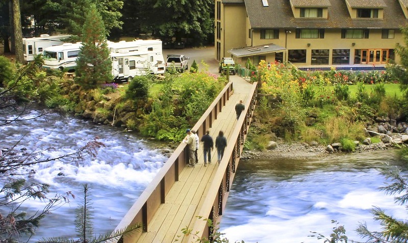 Oregon Belknap Hot Springs