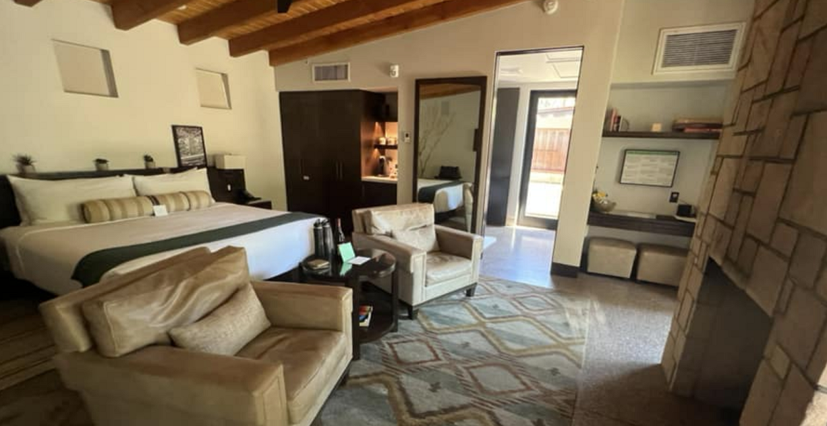 Castle Hot Springs Resort - Accomodations