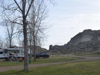 Dinosaur Provincial Park Camping