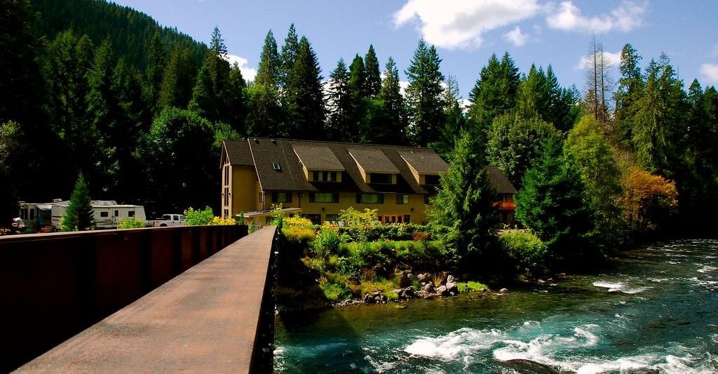 Belknap Hot Springs