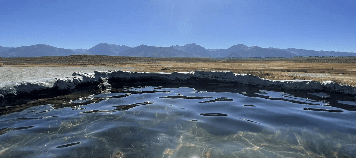 Hilltop Hot Springs