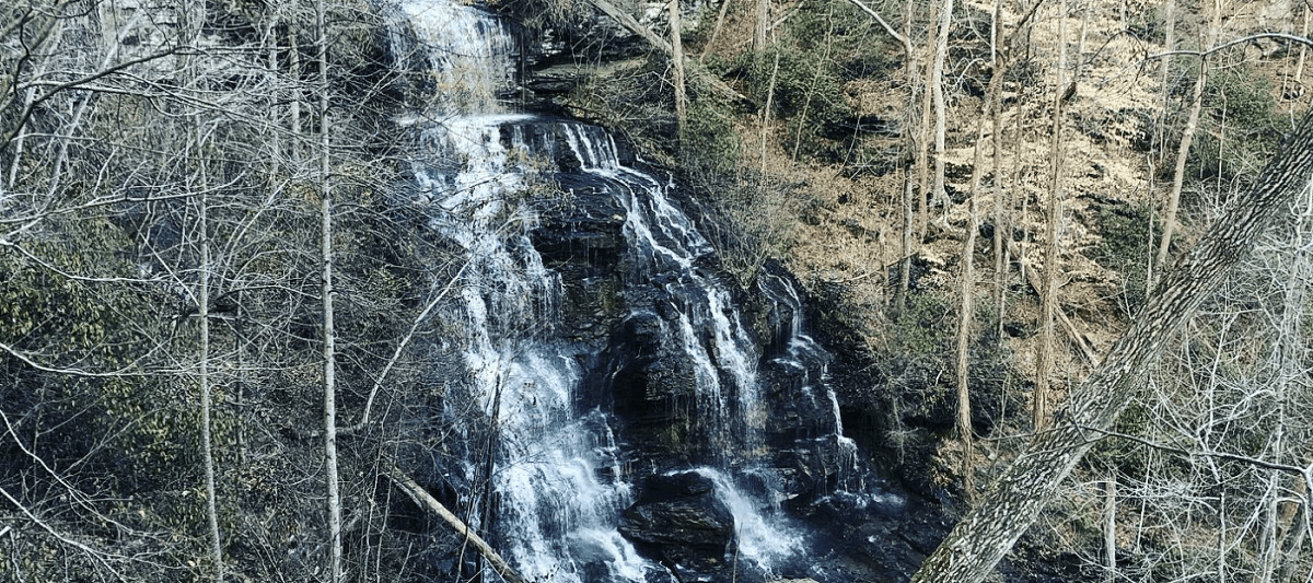 Issaqueena Falls